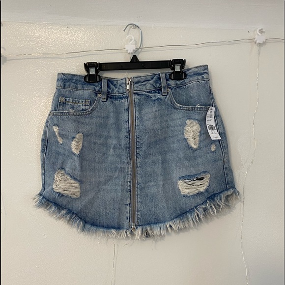 Denim skirt - Picture 2 of 4